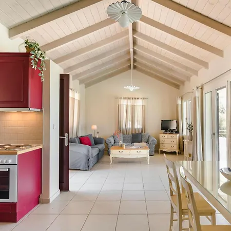 Ruggero By Vintage Travel * Psilithrias